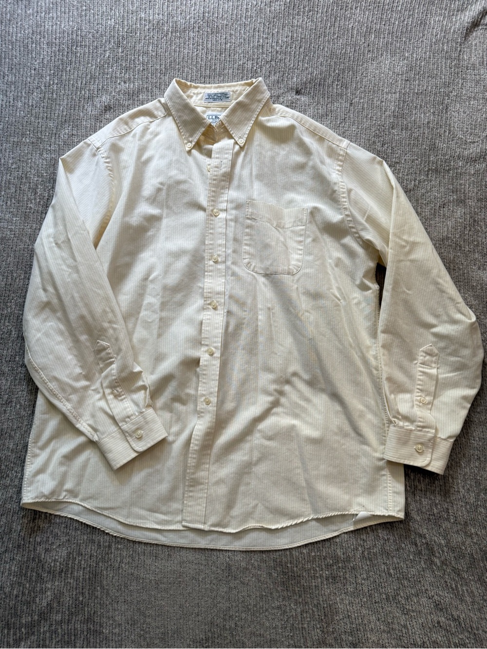 L.L.Bean Yellow Oxford Button Down Shirt Men’s 17-35 Classic Fit
